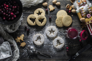 Paleo Christmas Linzer Cookies